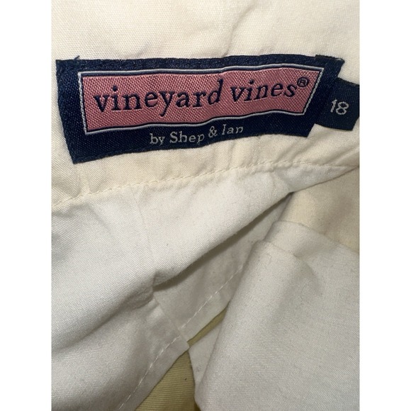 Vineyard Vines Breaker Shorts Women's 18 Classic Fit Yellow Chino - Picture 4 of 4